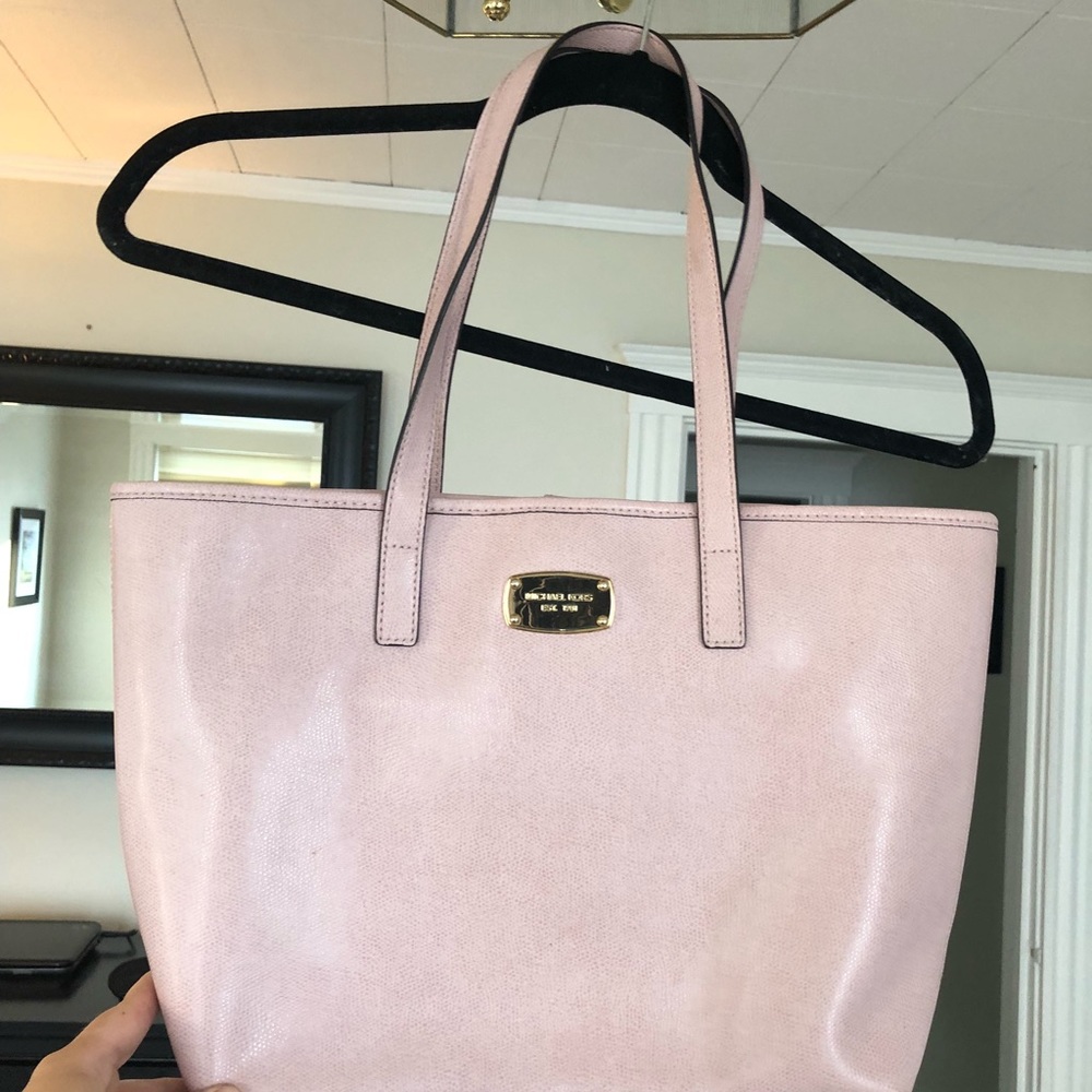 Michael Kors light pink tote bag